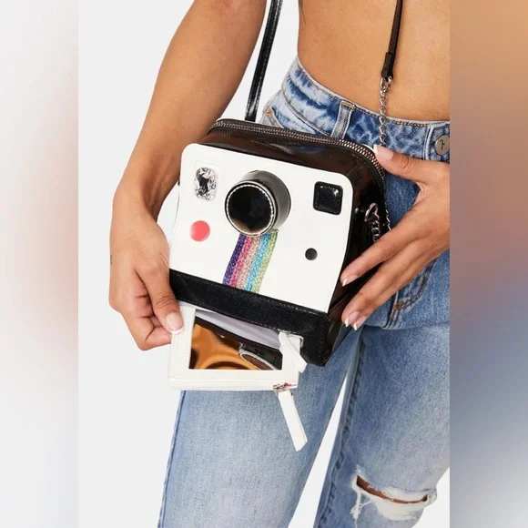 NWT Betsey Johnson OH SNAP KITSCH CROSSBODY BAG 📸 - Picture 7 of 9